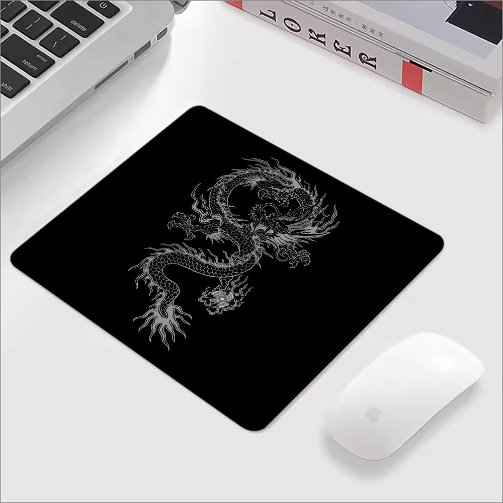 Tapis de souris Dragon japonai - Desk Setup Japan avis et prix